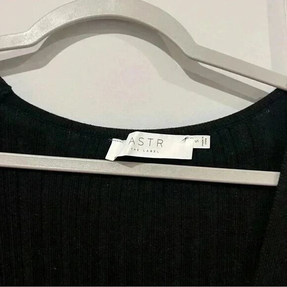 ASTR The Label ribbed black long sleeve wrap sweater dress - Picture 5 of 5